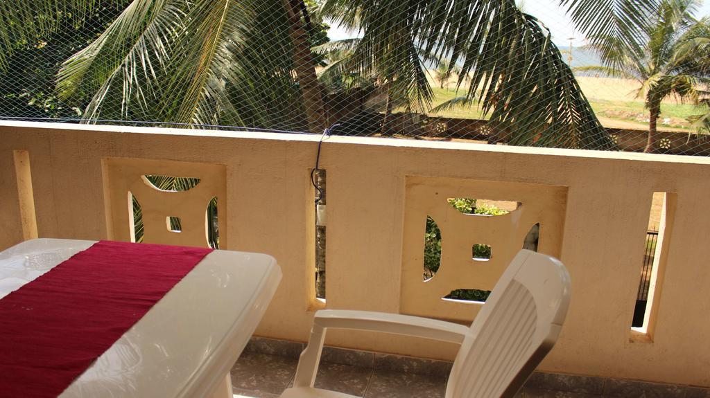 Janishi Residencies Hotell Negombo Eksteriør bilde