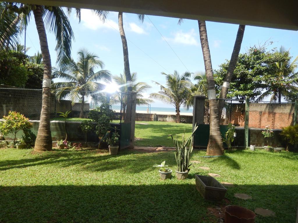 Janishi Residencies Hotell Negombo Eksteriør bilde
