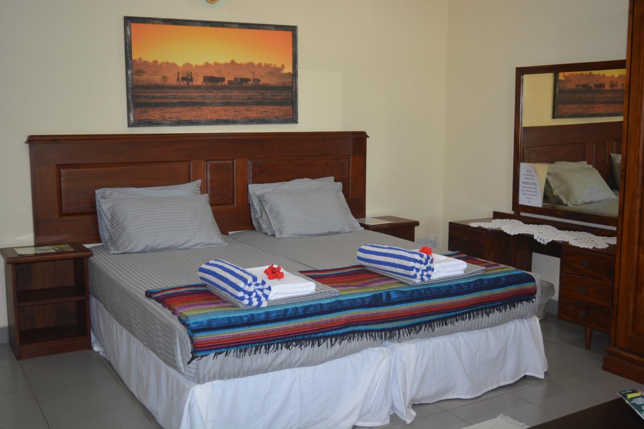 Janishi Residencies Hotell Negombo Eksteriør bilde
