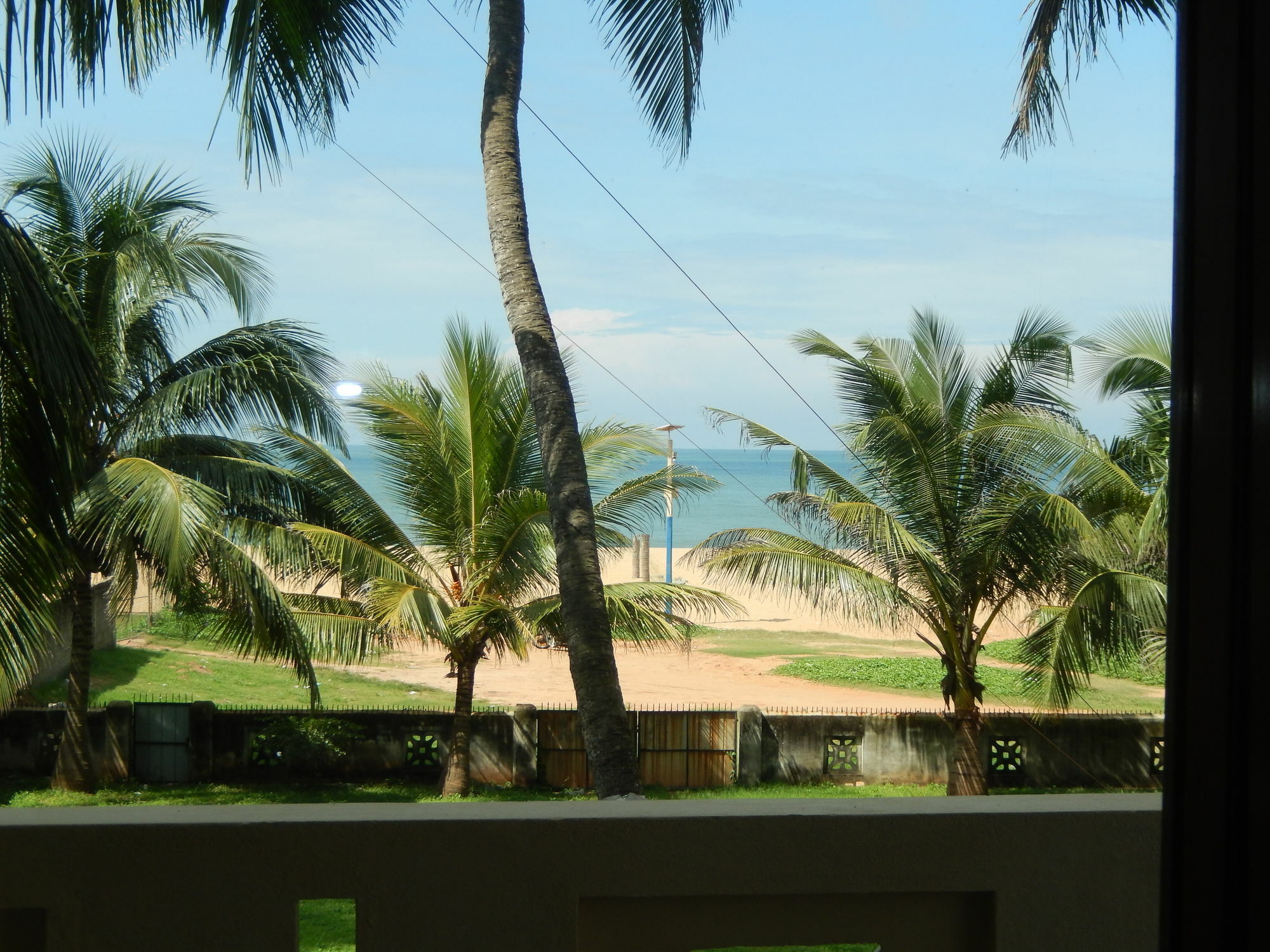 Janishi Residencies Hotell Negombo Eksteriør bilde